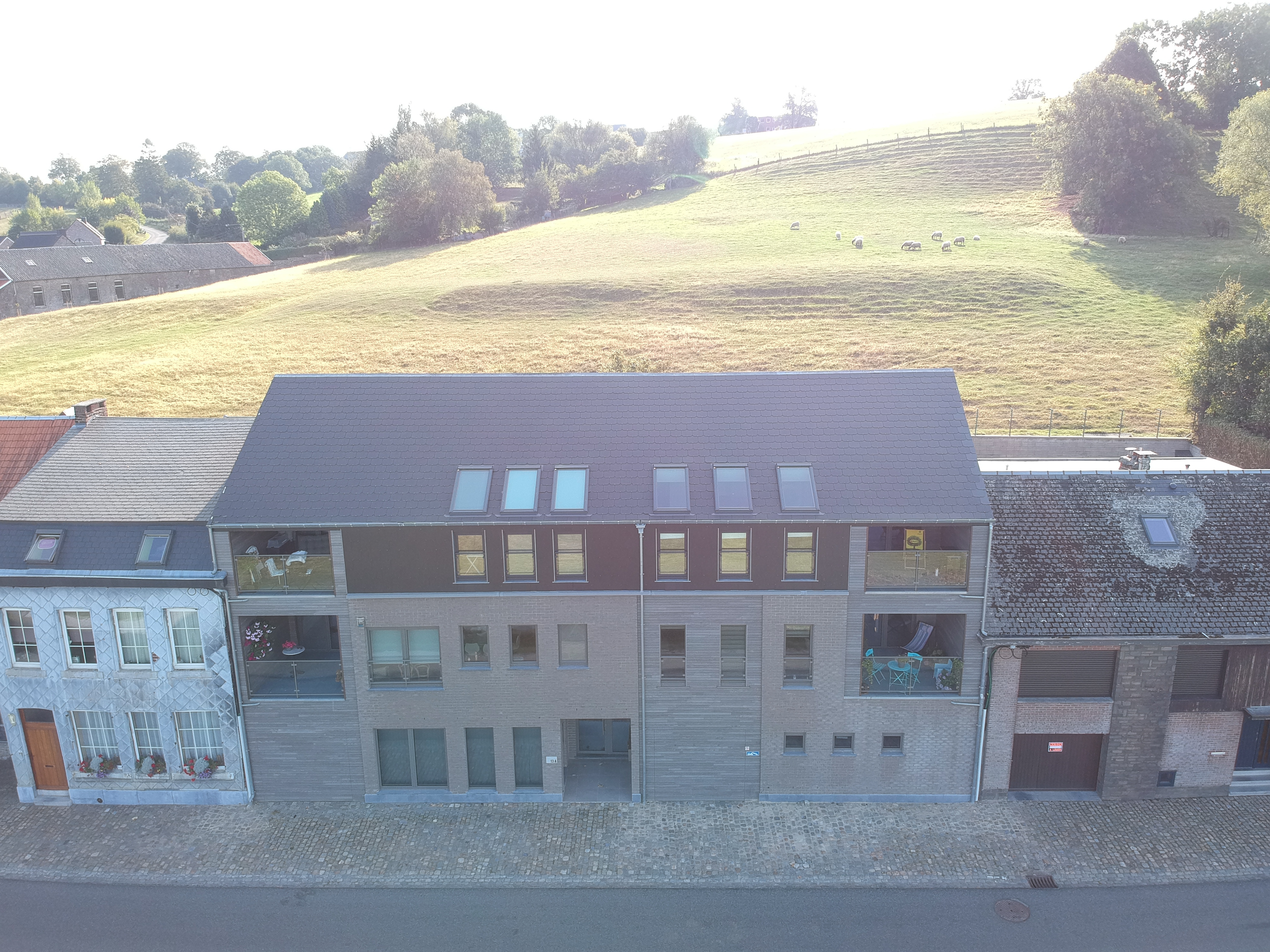 Mehrfamilienhaus Thimister Clermont - Vorderansicht von oben - Danphil-Construction Contractor