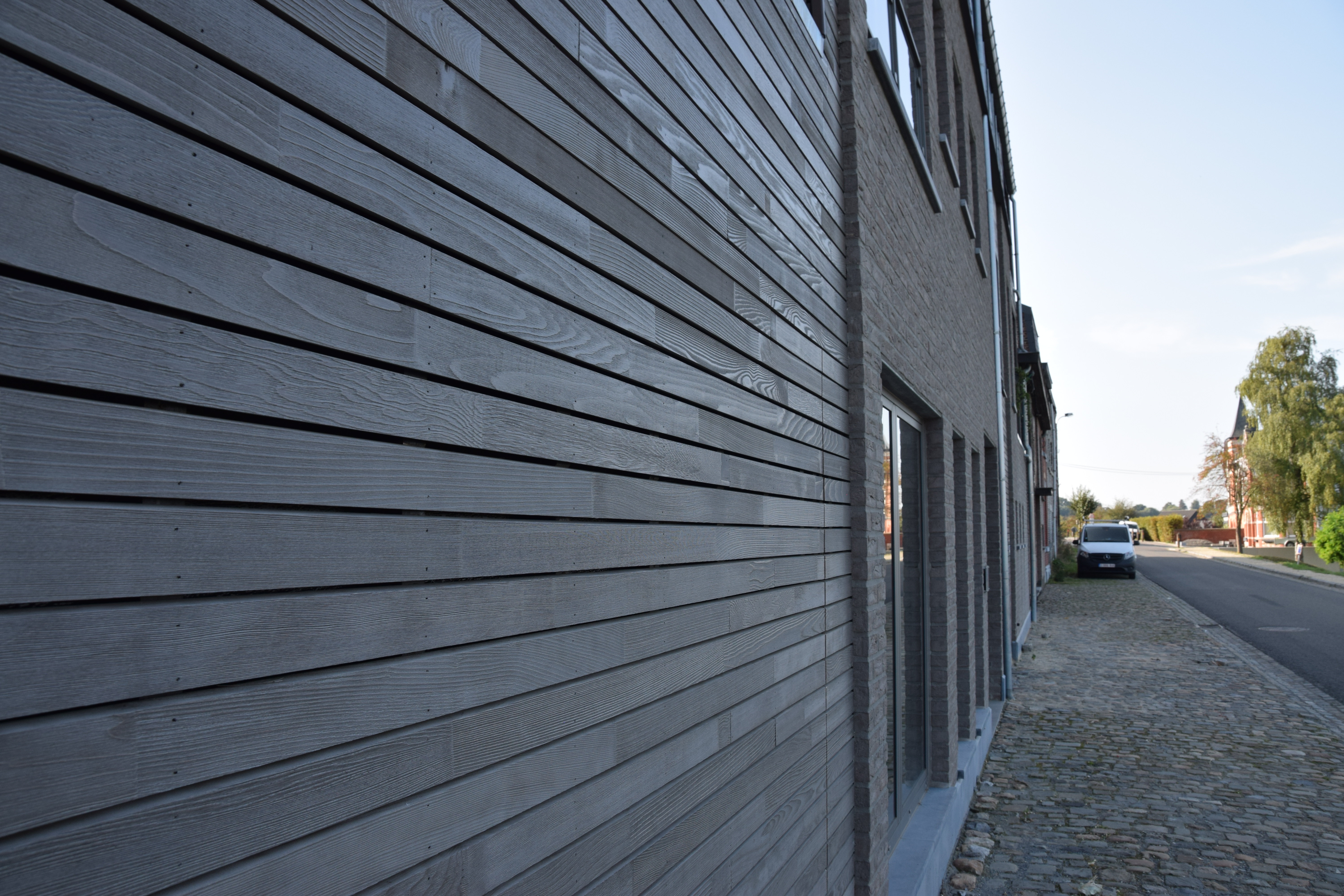 Mehrfamilienhaus Thimister Clermont - Ansicht der Fassade von links - Danphil-Construction Contractor