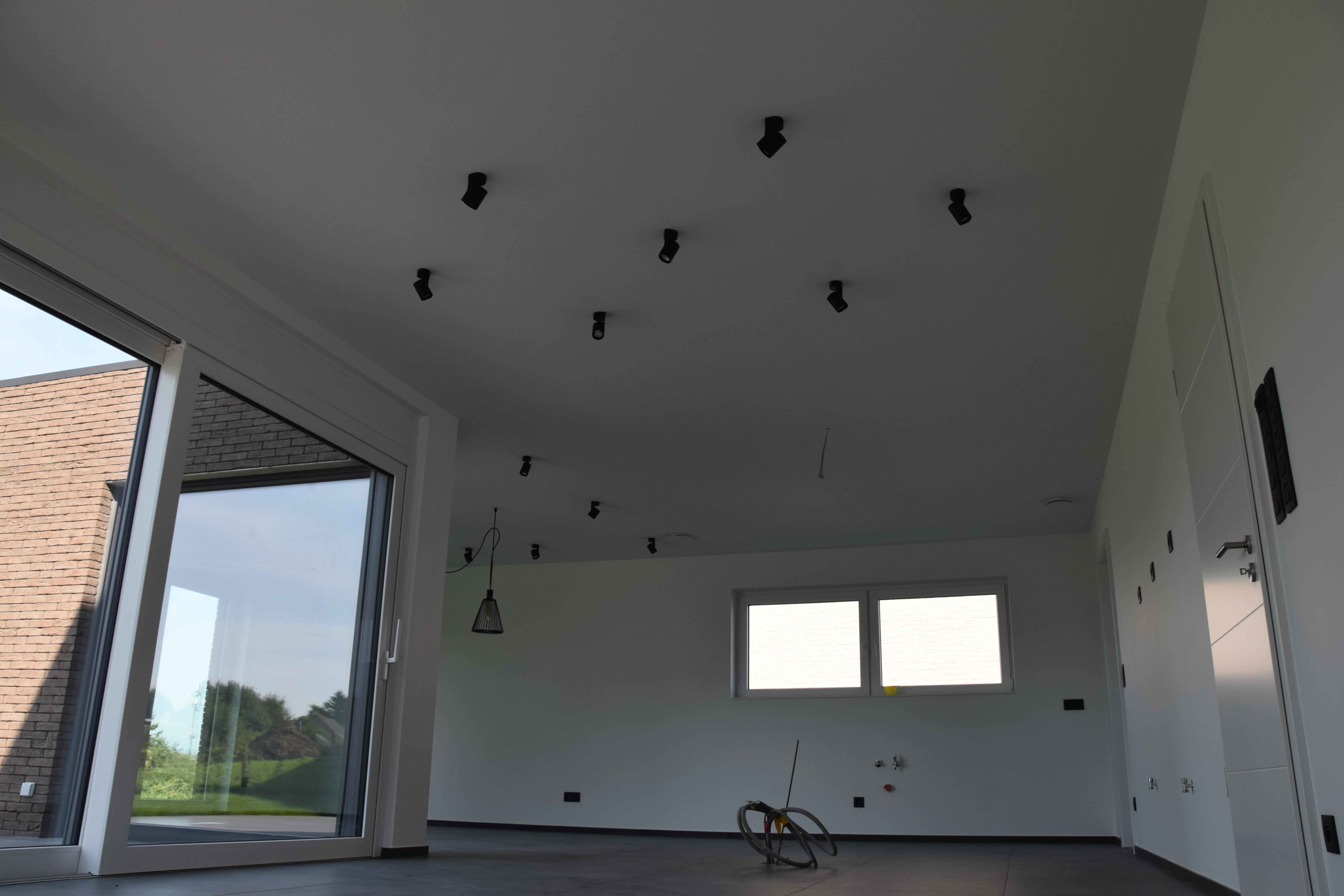 Villa with flat roof Lontzen - Kitchen - Danphil-Construction Contractor
